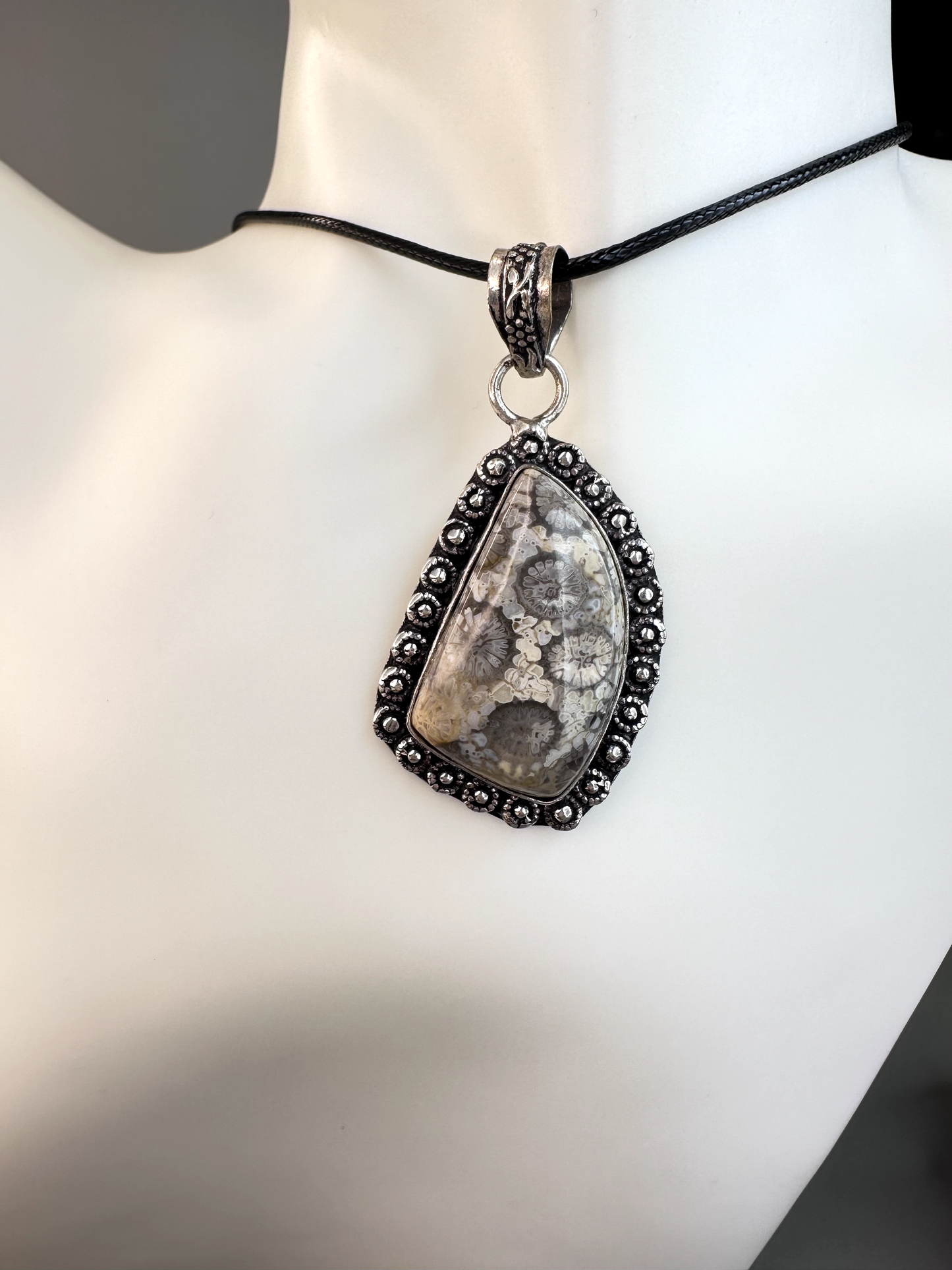 Fossilized Coral Right Curved Pendant | S925