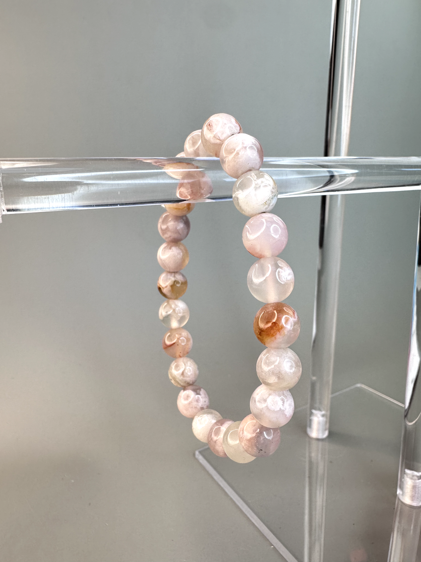 8mm Flower Agate Bracelet