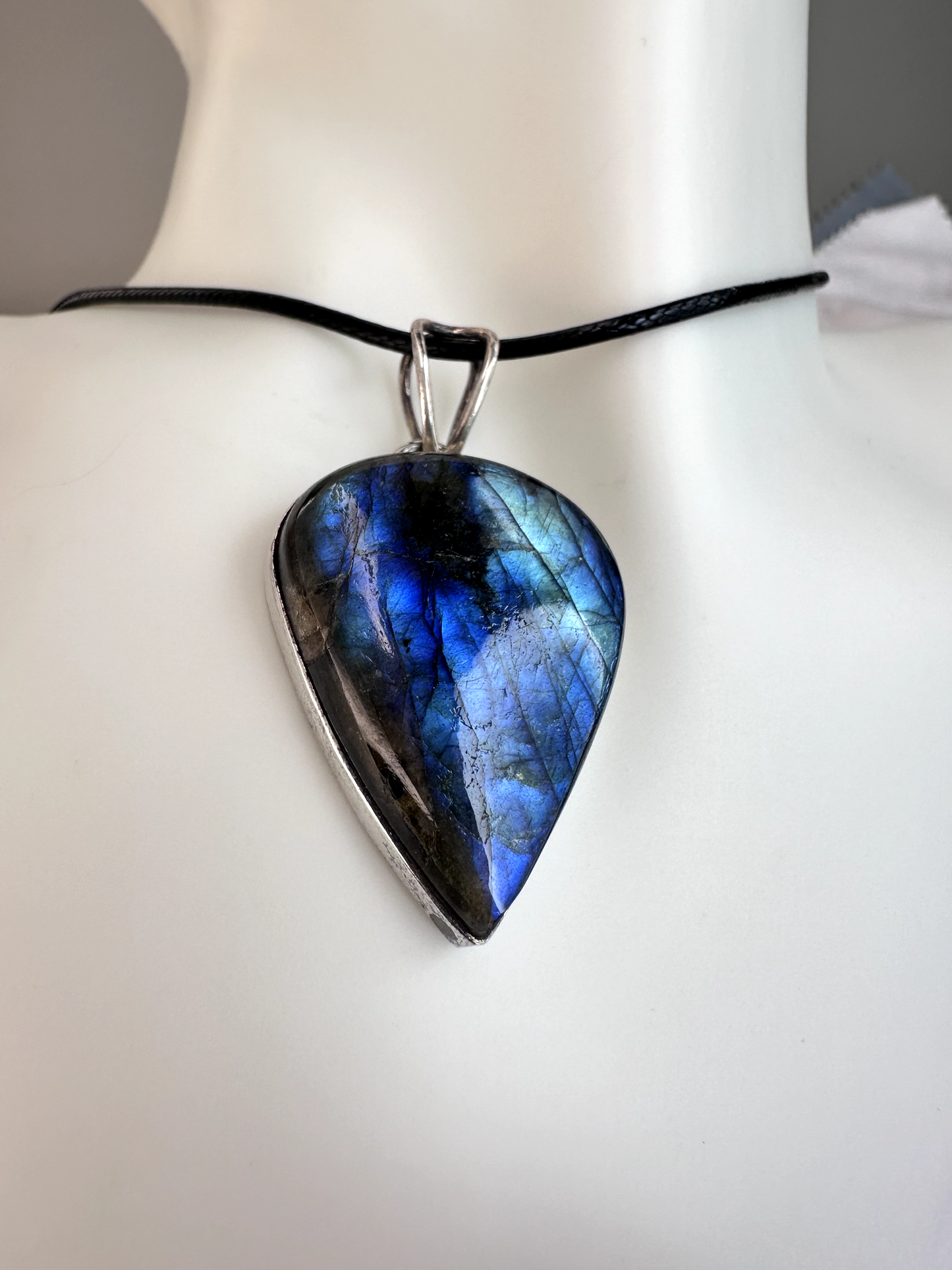 Labradorite Teardrop Pendant | S925