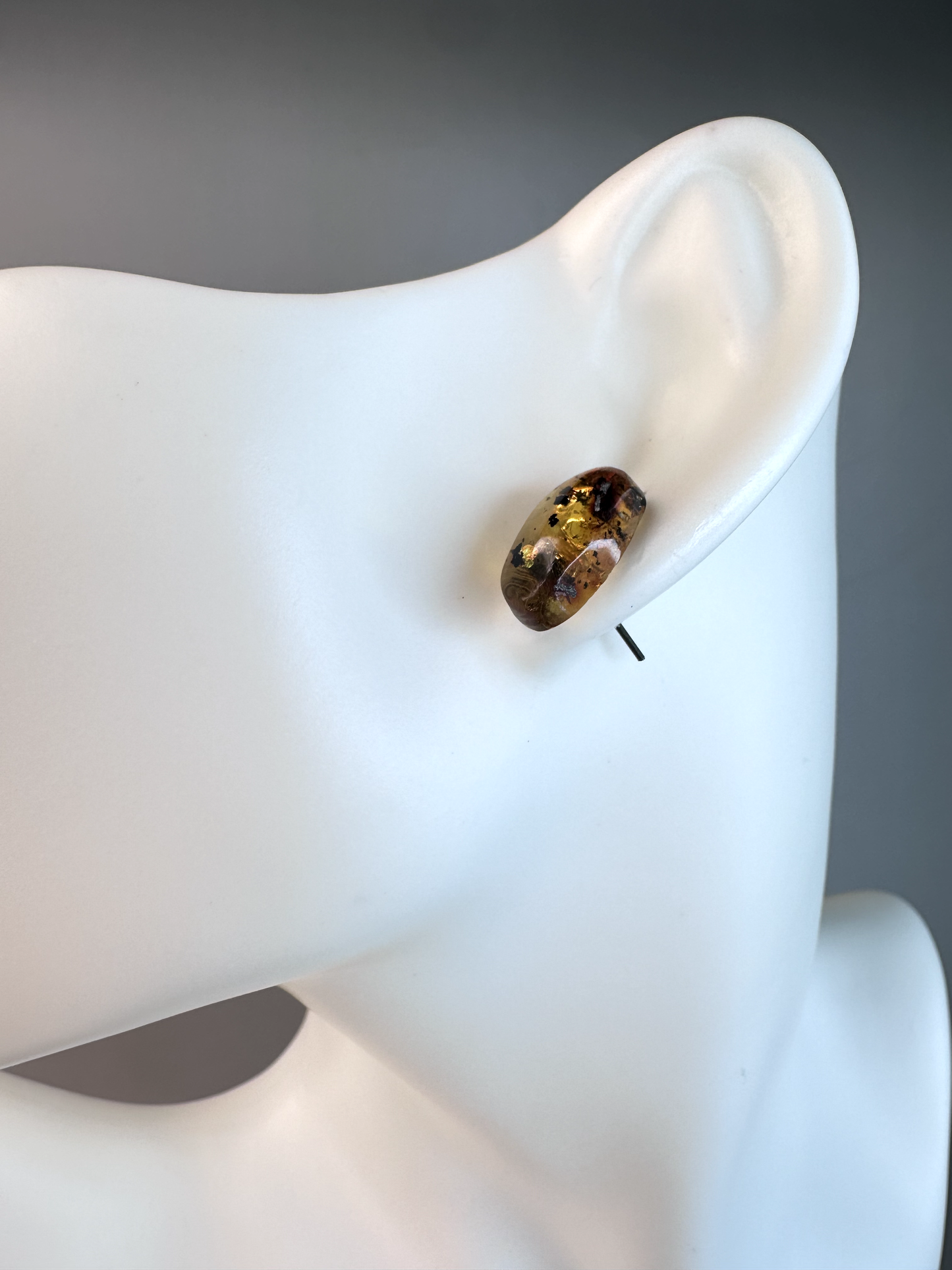 Amber Oval Stud Earrings | S925