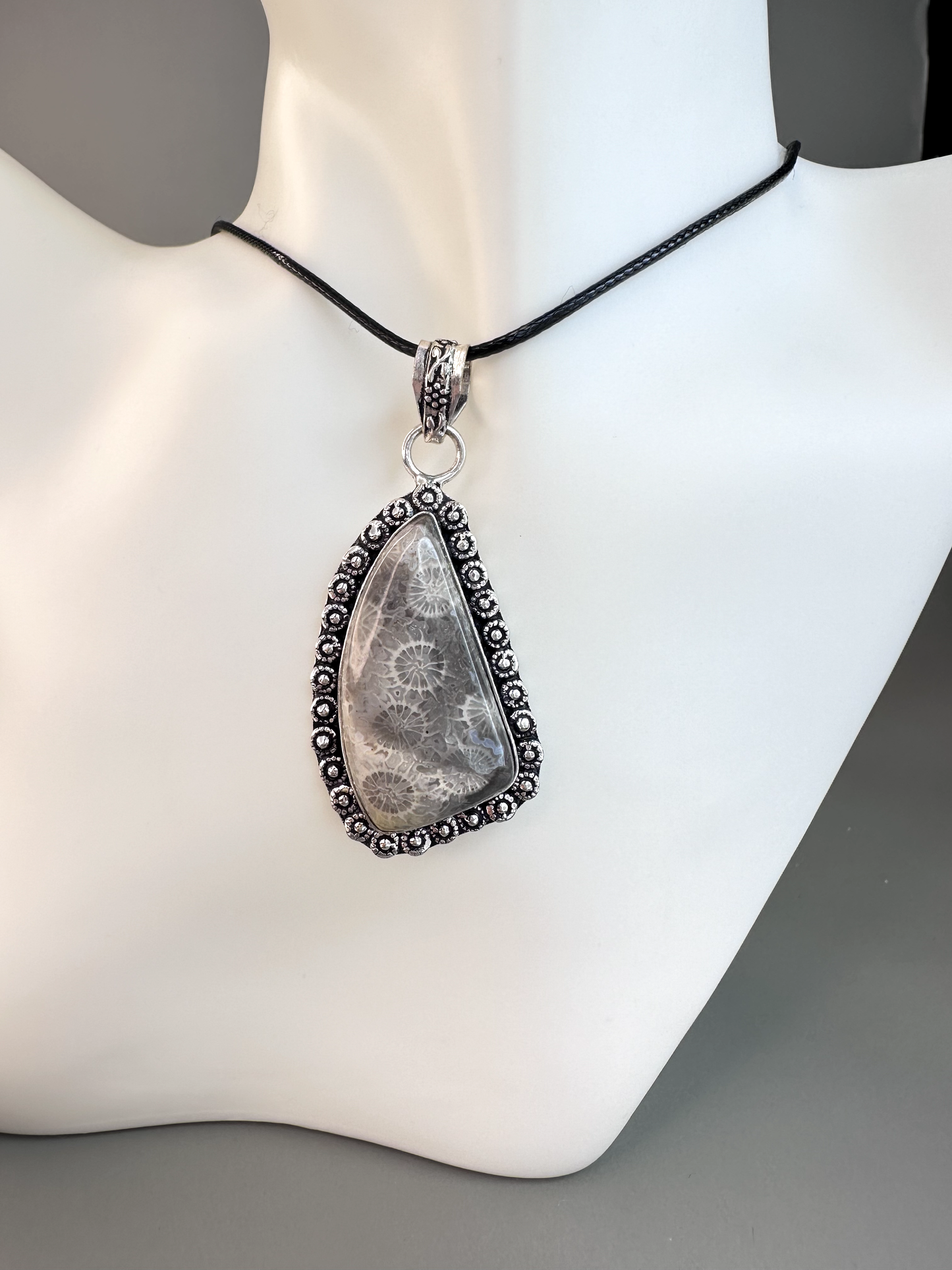 Fossilized Coral Left Curved Pendant | S925