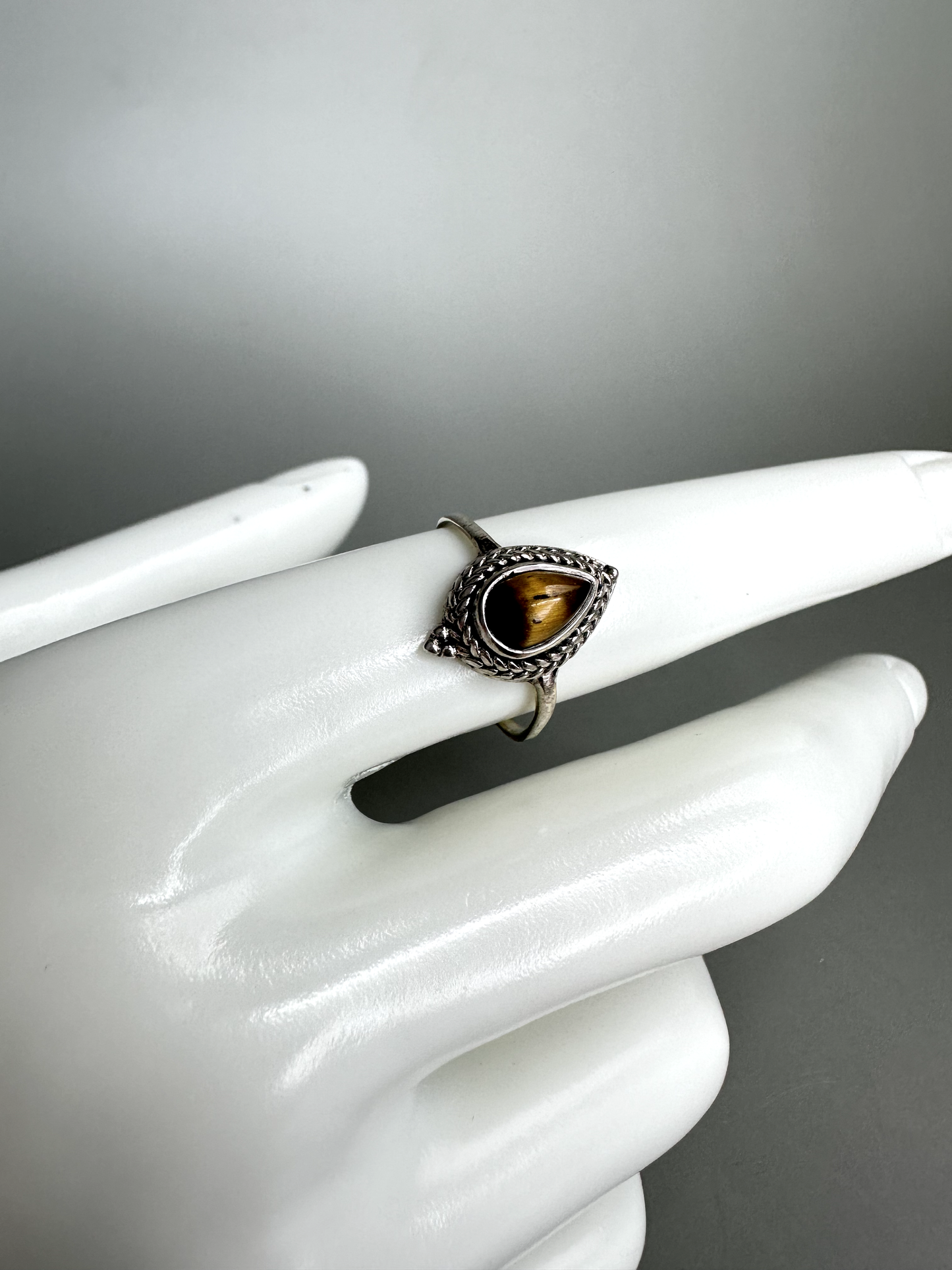 Tigers Eye Teardrop Ring | S925 Size 7.5