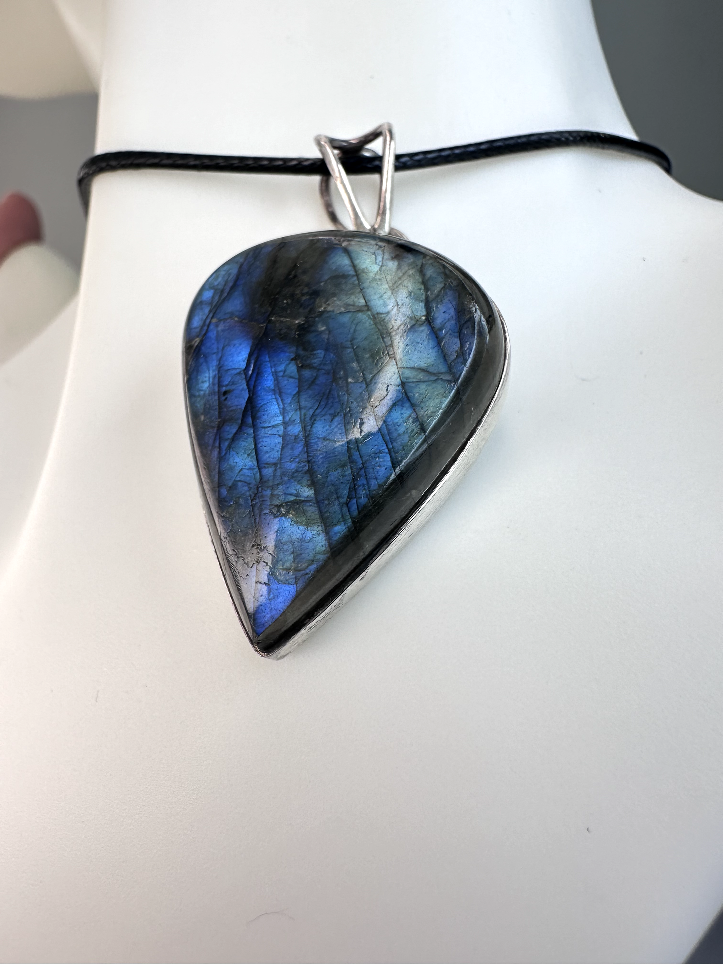 Labradorite Teardrop Pendant | S925