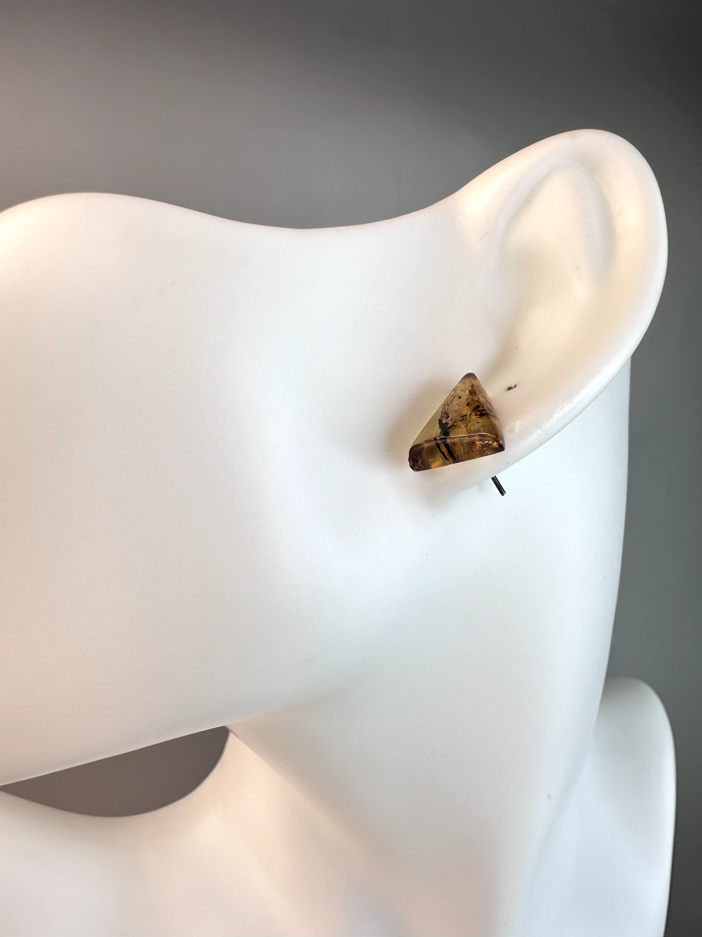 Amber Triangle Stud Earrings | S925