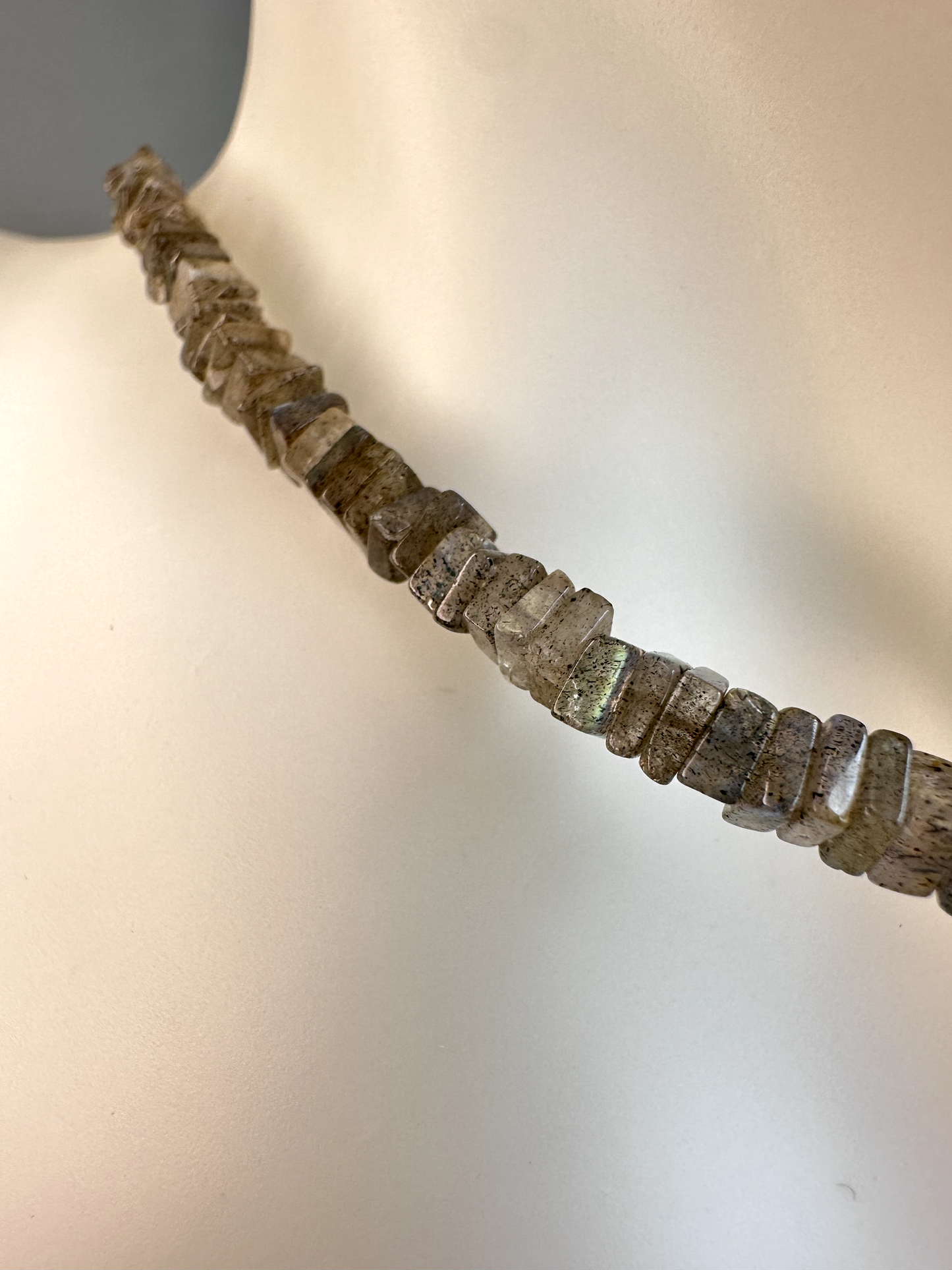Labradorite Flashy Square Beaded Choker | Sterling Silver