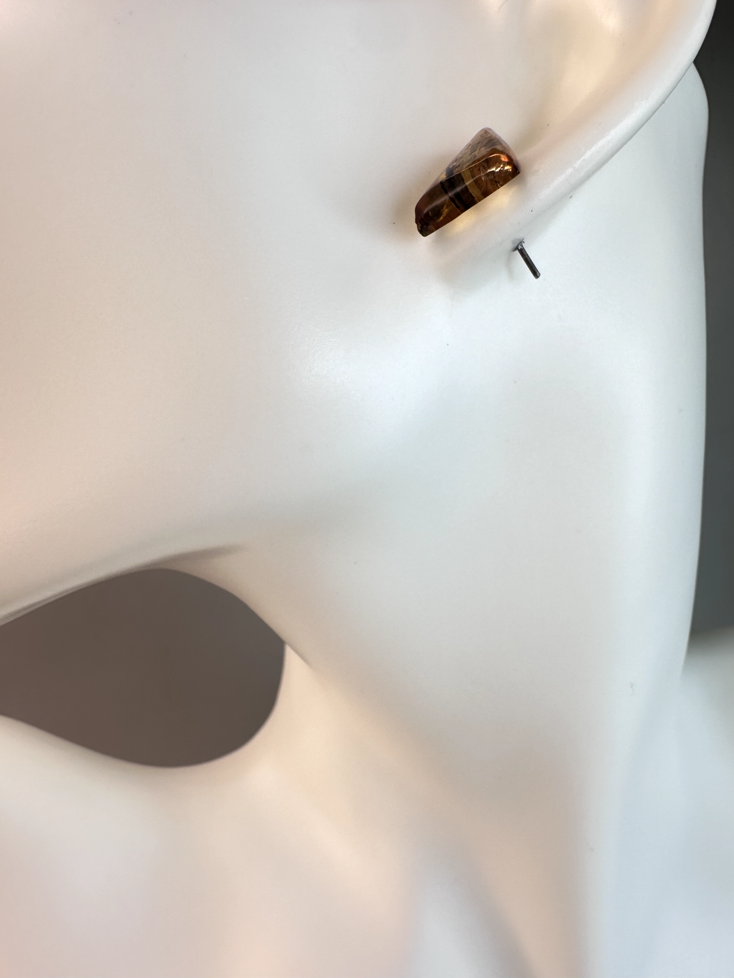 Amber Triangle Stud Earrings | S925