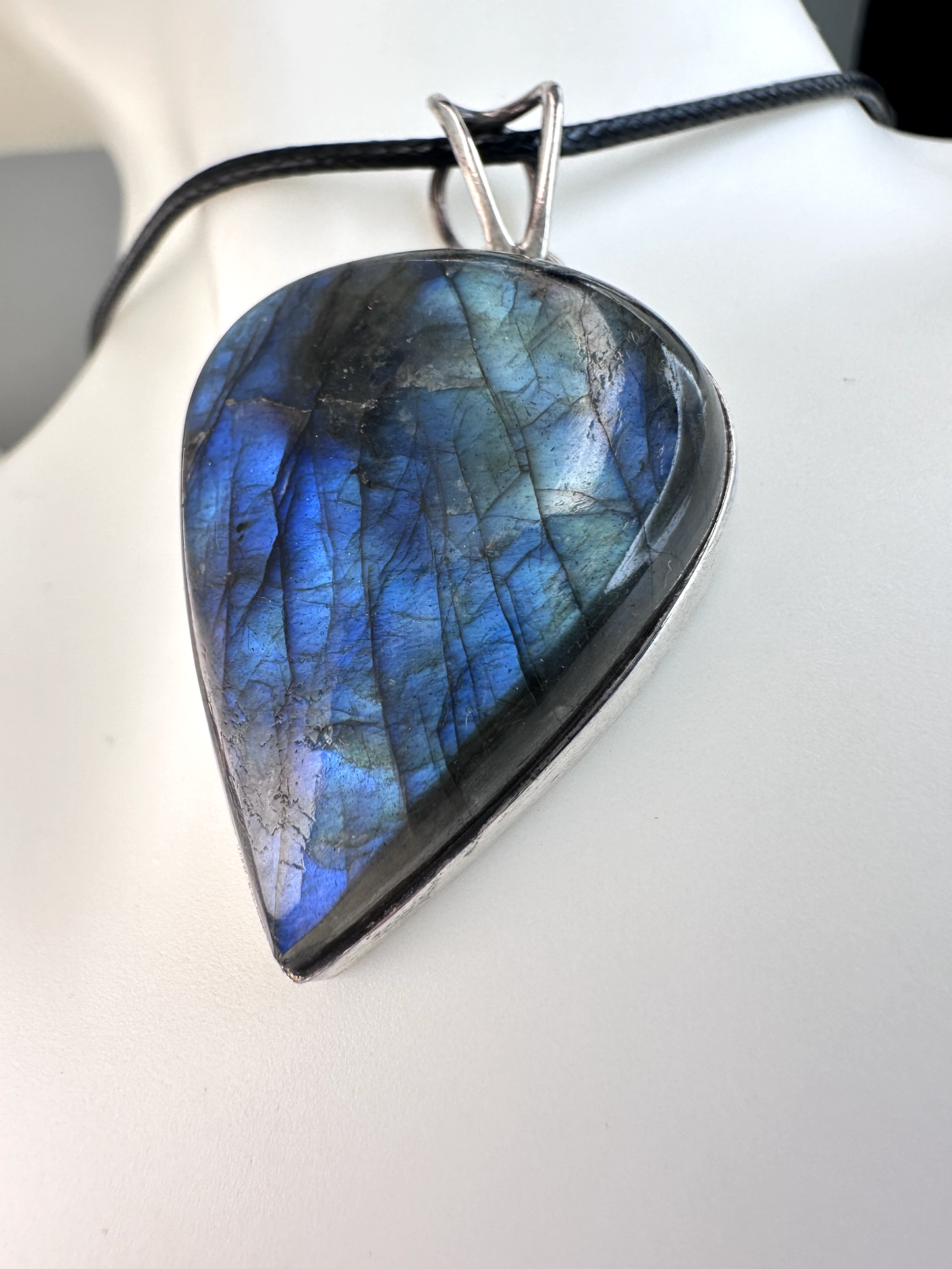 Labradorite Teardrop Pendant | S925