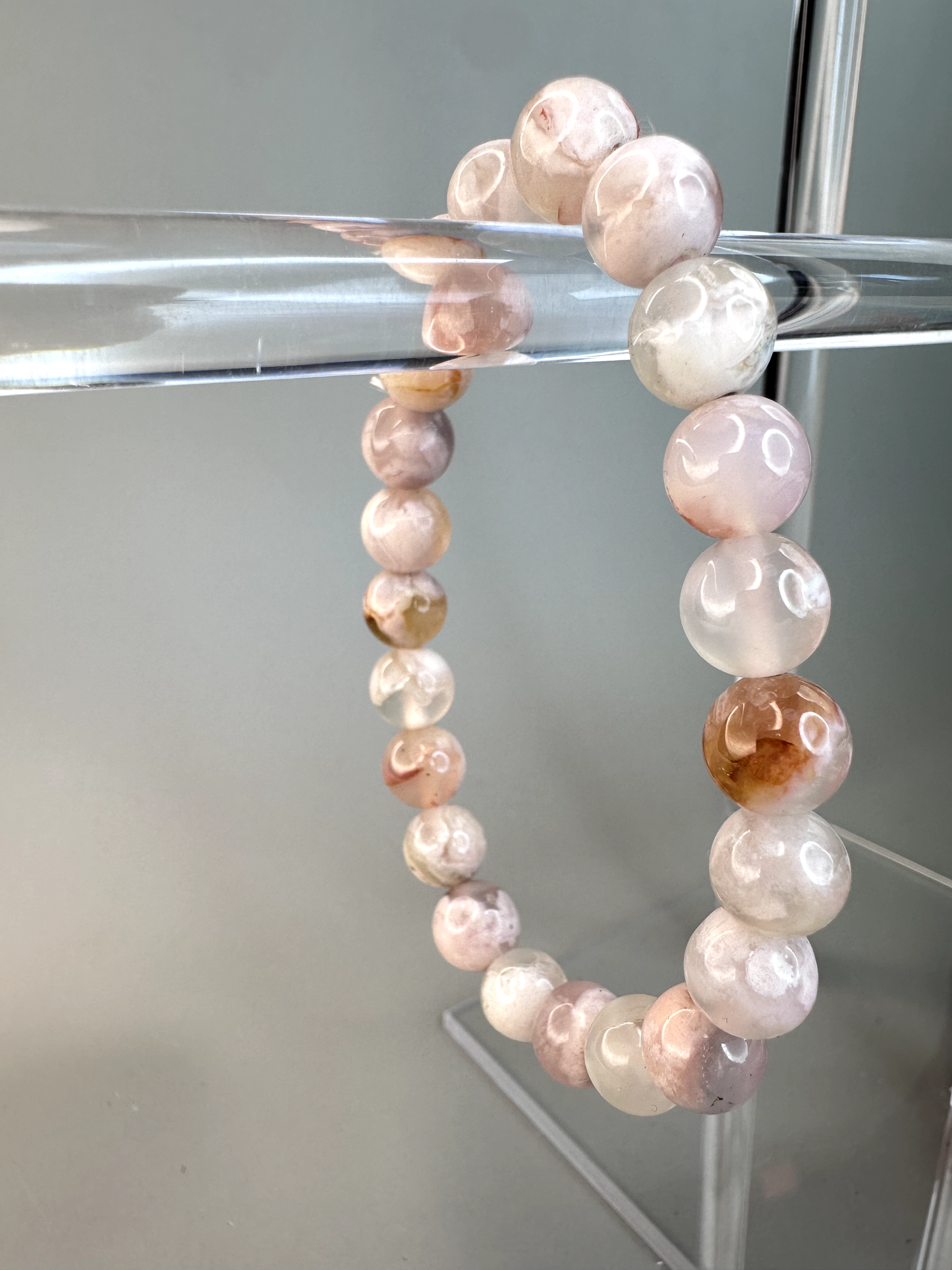 8mm Flower Agate Bracelet