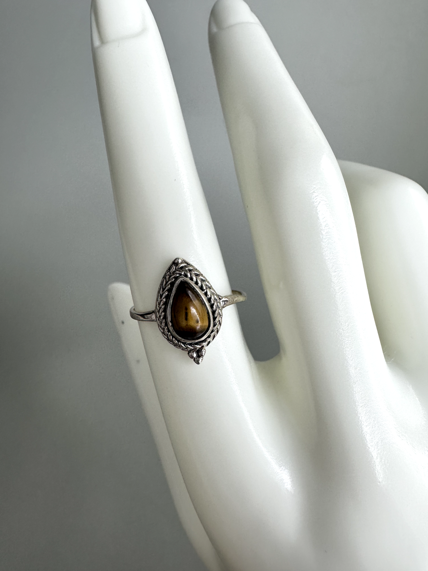 Tigers Eye Teardrop Ring | S925 Size 7.5