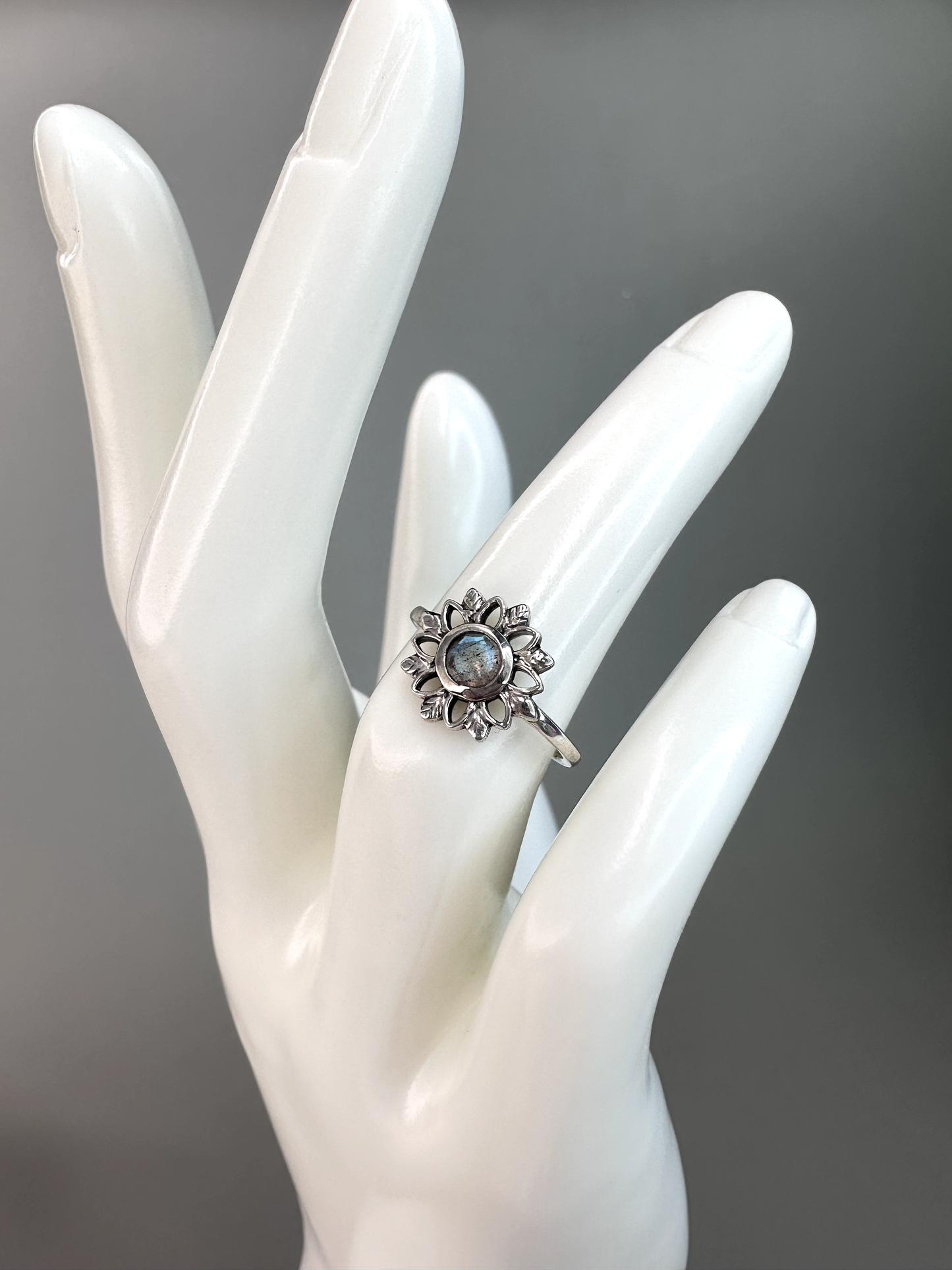 Labradorite Flower Ring | S925 Size 5 | Flashy