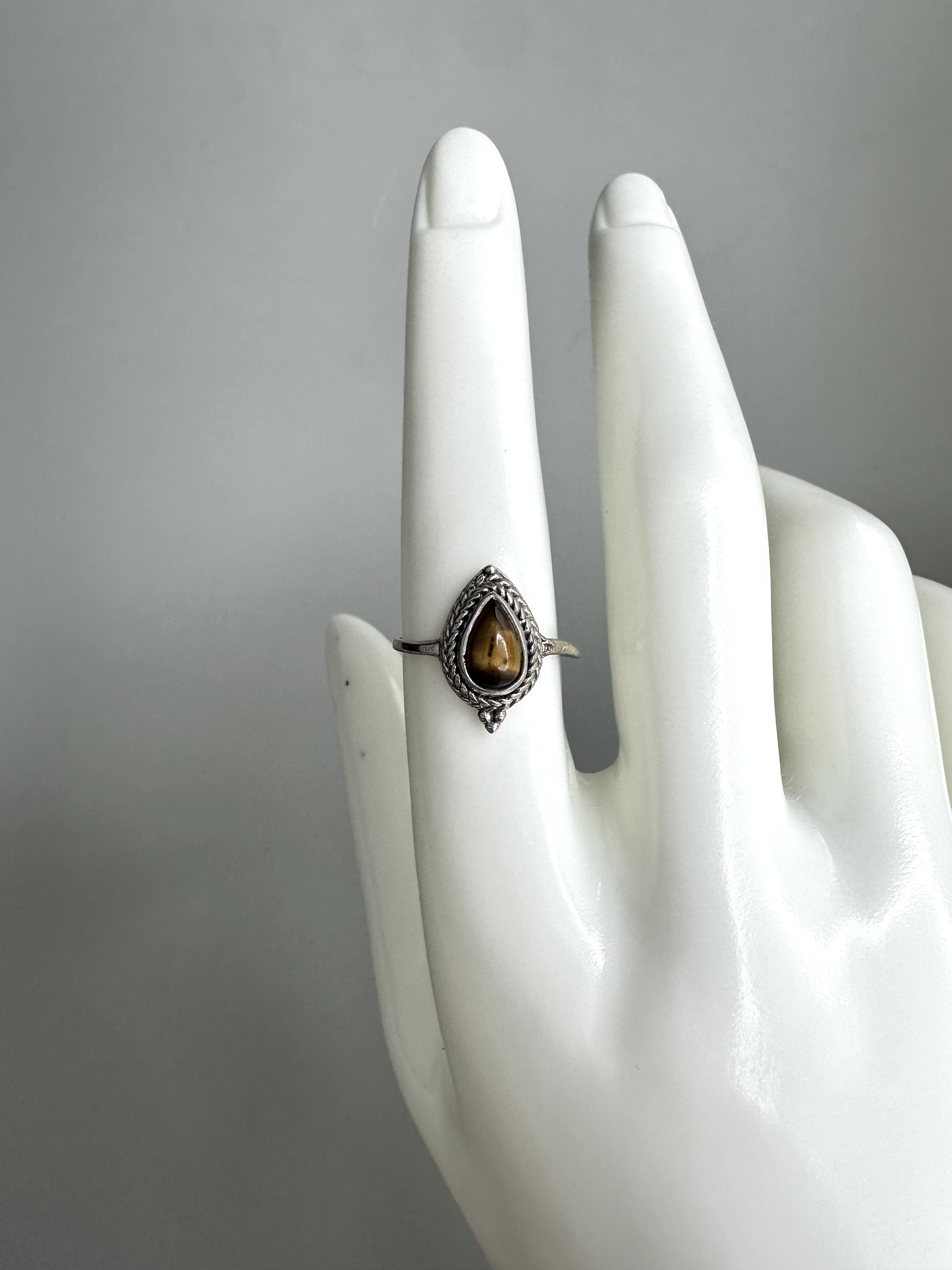 Tigers Eye Teardrop Ring | S925 Size 7.5