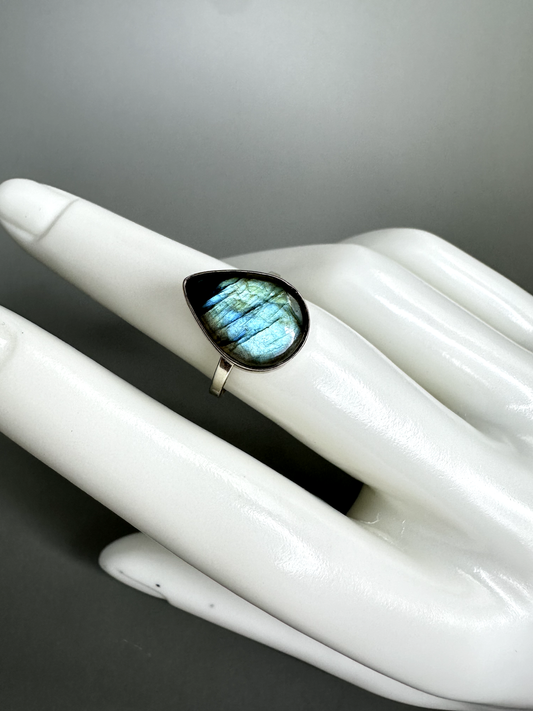 Labradorite Teardrop Ring | S925 Size 6 | Flashy