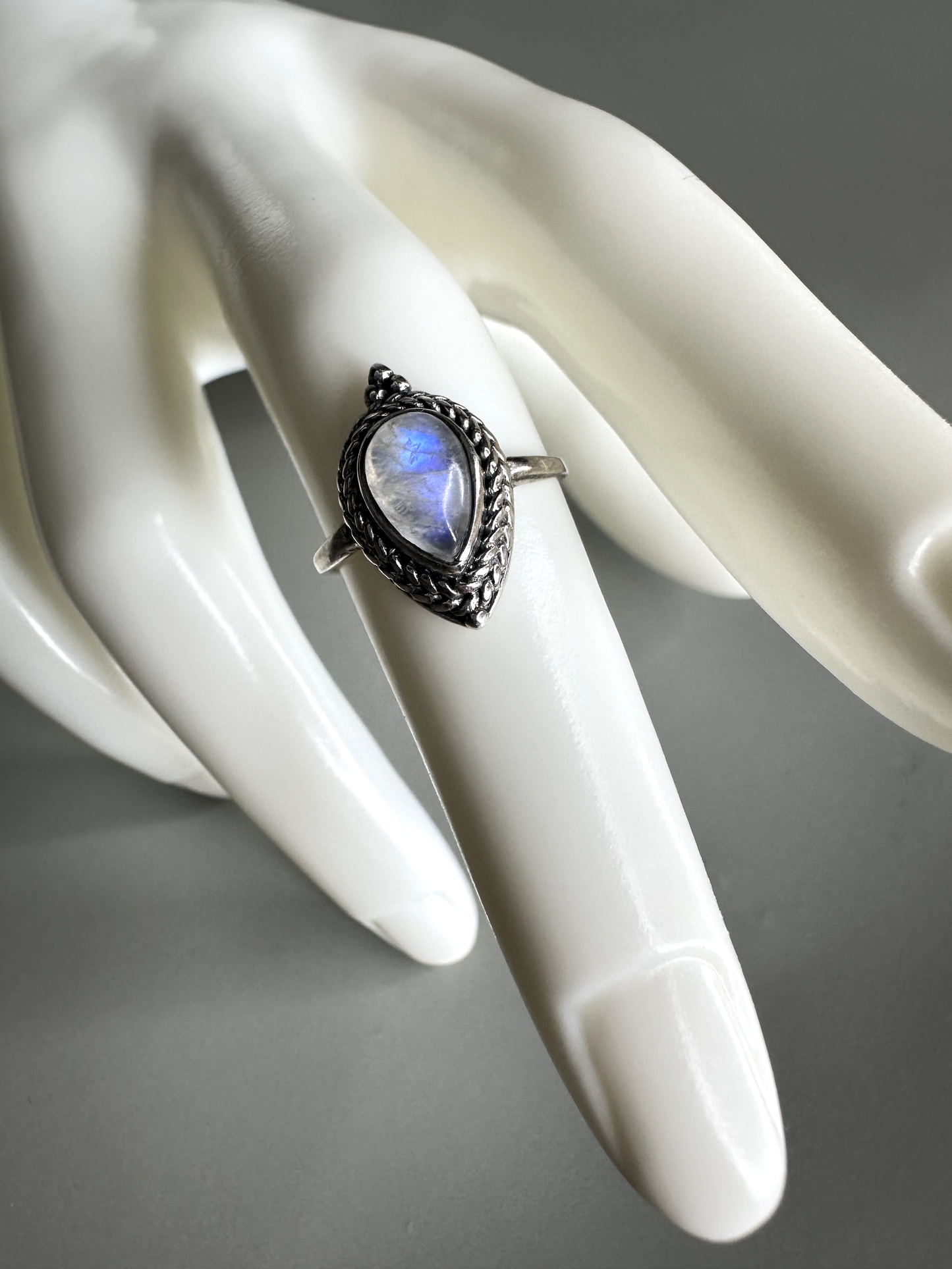 Moonstone Teardrop Ring  | S925 Size 4.5 | Flashy